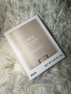 NWB Abib Airy Sunstick Smoothing Bar